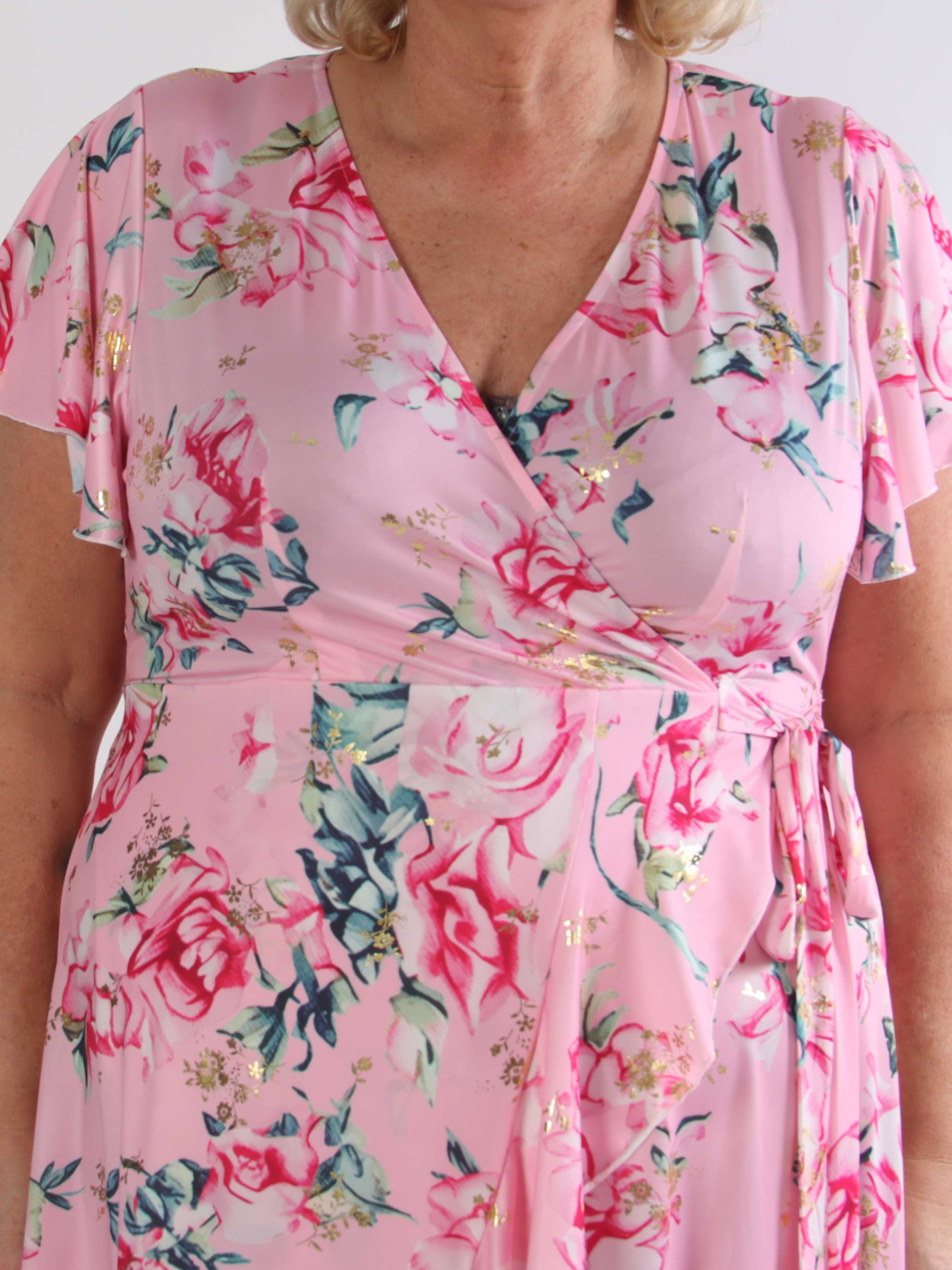 Savina Rose S/S - Blomstret elastisk plus size kjole i slå-om-look